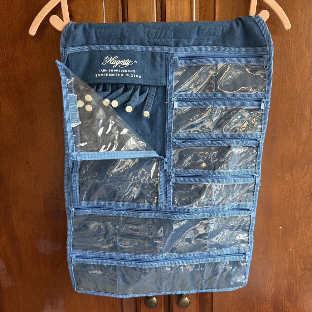 Hagerty Hanging Jewelry Keeper "Tarnish-Preventing‎ Silversmith's Cloth"